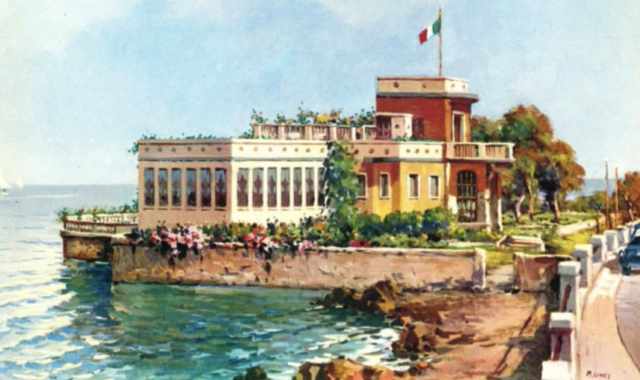 La storia del Transatlantico, quel ristorante adagiato per trent'anni sul lungomare sud di Bari